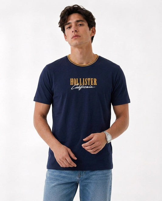 تيشيرت بأكمام قصيرة وطبعة جرافيك من Hollister قطن